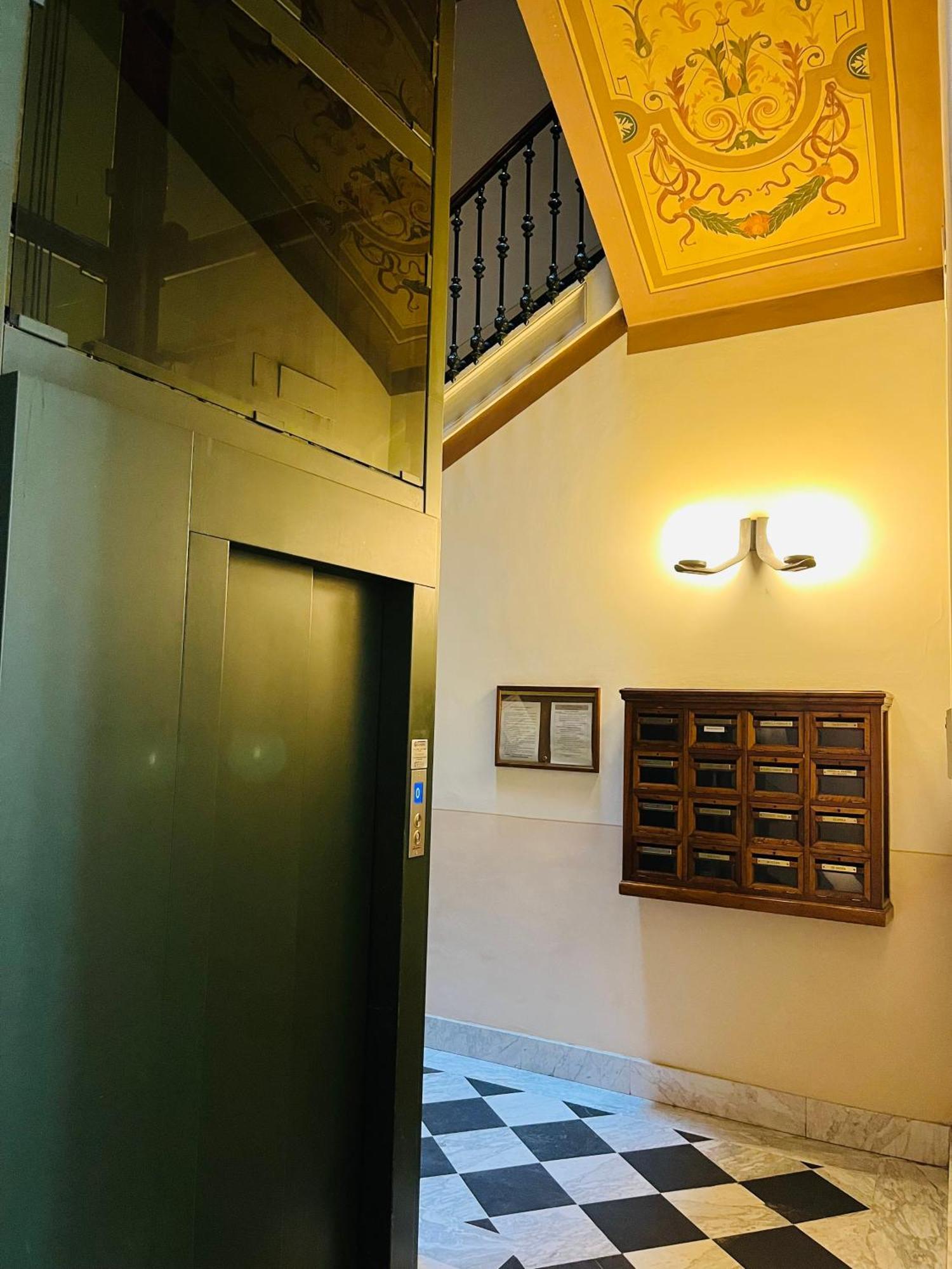 Conte Apartment